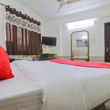 Hotel Surya Palace 마드가온 외부 사진