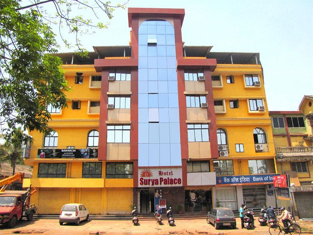 Hotel Surya Palace 마드가온 외부 사진